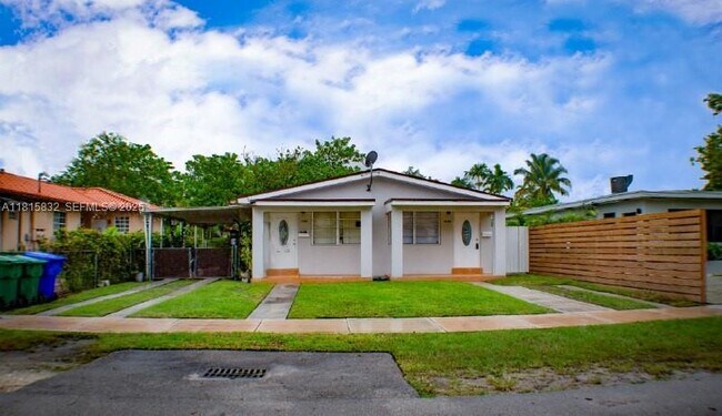 property at 2638 SW 30th Ct