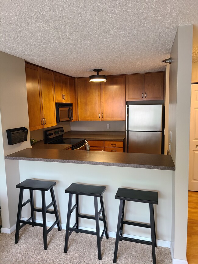 property at 6155 Chasewood Pky