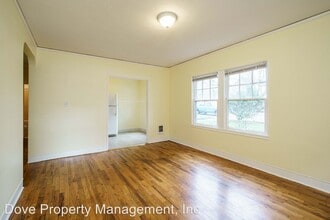 2214 Broadway St in Vancouver, WA - Building Photo - Building Photo