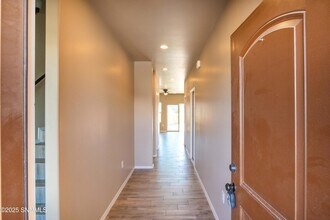 1996 Pine Trail St in Las Cruces, NM - Building Photo - Building Photo