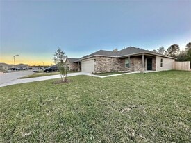 270 Cumberland Forest Dr in Magnolia, TX - Building Photo