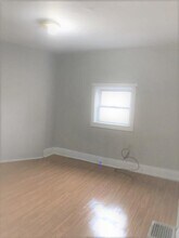 537 Marwood Ave in Mckees Rocks, PA - Building Photo - Building Photo