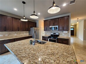 352 Lillianite in New Braunfels, TX - Building Photo - Building Photo
