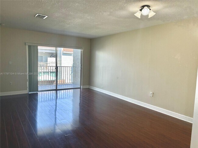 4748 NW 114th Ave in Doral, FL - Building Photo - Building Photo