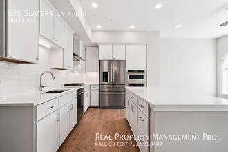 635 Slaters Ln in Alexandria, VA - Building Photo - Building Photo