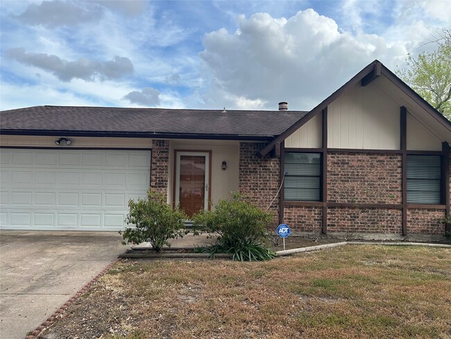 property at 3919 Coltwood Dr