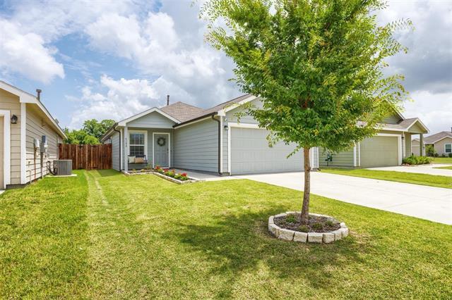 6104 Darkstar Dr in Forney, TX - Building Photo - Building Photo