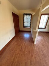 205 Meeting House Ln-Unit -107 in Southampton, NY - Building Photo - Building Photo