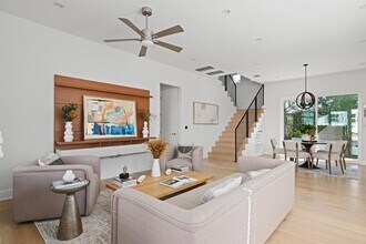 2105 Enfield Rd in Austin, TX - Building Photo - Building Photo