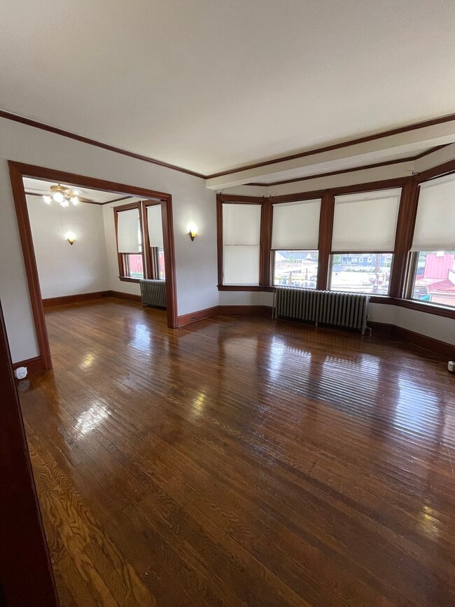 3 E Chestnut St, Unit 2 in Hanover, PA - Building Photo - Building Photo