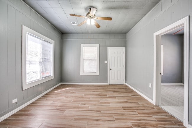 415 5th St in Rosenberg, TX - Foto de edificio - Building Photo