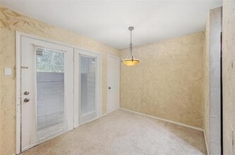 2311 Basil Dr in Arlington, TX - Foto de edificio - Building Photo