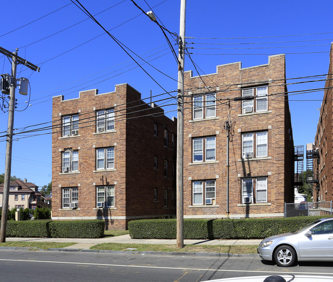 1250 Fairfield Ave in Bridgeport, CT - Building Photo - Building Photo