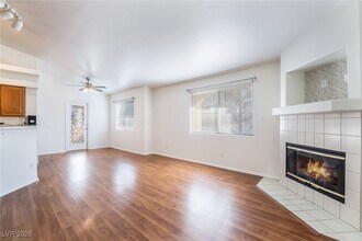 1547 Jenny Linn Dr in Henderson, NV - Building Photo - Building Photo