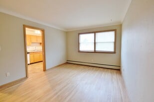 Rose Park Apartments | 1634E