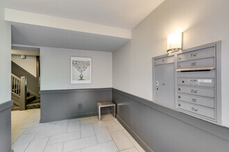 836 E 53rd St in Chicago, IL - Building Photo - Building Photo