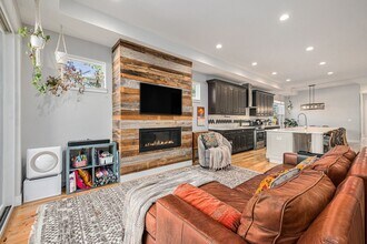 1623 N Gaylord St in Denver, CO - Building Photo - Building Photo