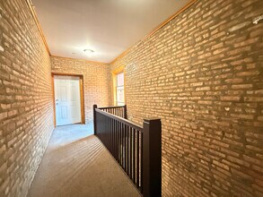 1610 E 82nd St in Chicago, IL - Building Photo - Building Photo
