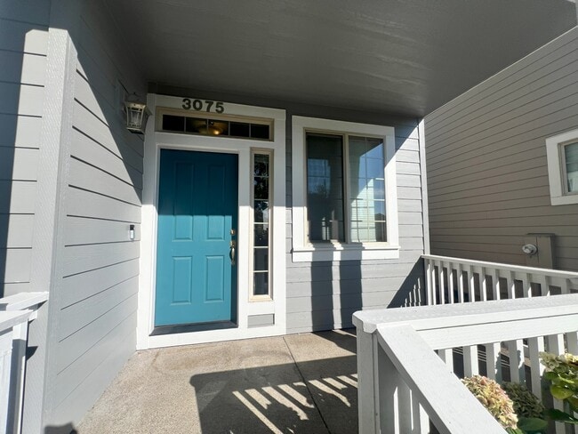 3075 NW Flame Tree Ln in Albany, OR - Building Photo - Building Photo