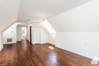 1625 W Hollywood Ave-Unit -Unit 3 in Chicago, IL - Building Photo - Building Photo
