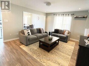 503 Mcjannett Ave in Milton, ON - Building Photo - Building Photo