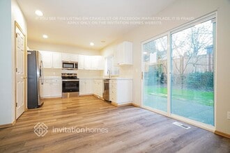 5130 Perry Dr SE, Unit 13 in Auburn, WA - Foto de edificio - Building Photo