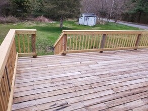 278 Ware St in Mansfield, MA - Foto de edificio - Building Photo