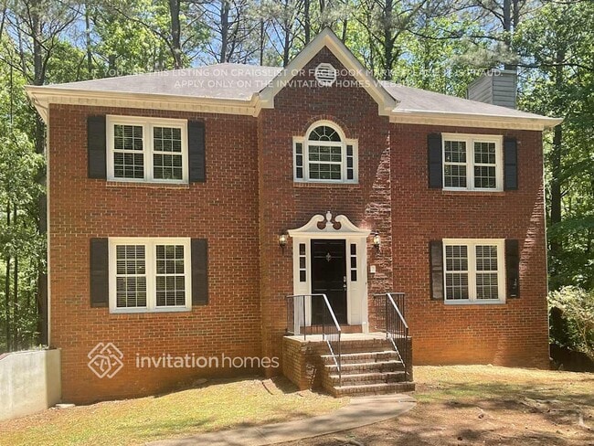 property at 110 Woodsong Dr