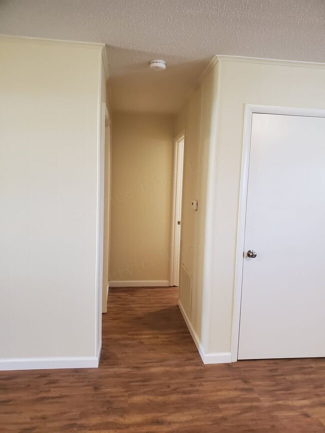 39819 Bernard Rd in Malden, MO - Building Photo - Building Photo