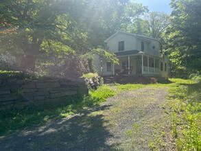 410 Kripplebush Rd in Accord, NY - Building Photo - Building Photo