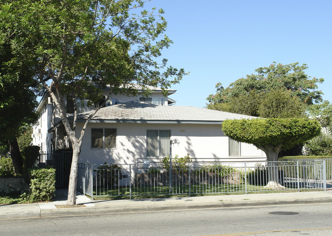 111 S Chapel Ave in Alhambra, CA - Building Photo - Building Photo