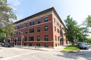 3149 W Lyndale St, Unit 1 in Chicago, IL - Building Photo