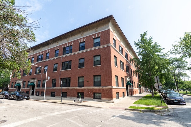 3149 W Lyndale St, Unit 1