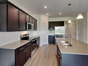 1045 Heavenly Dr in St. Cloud, FL - Building Photo - Building Photo