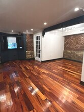 2437 N Francisco Ave in Chicago, IL - Building Photo - Building Photo