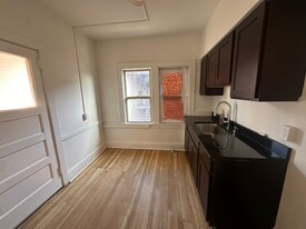 14148 Superior Rd, Unit 241 in Cleveland Heights, OH - Building Photo