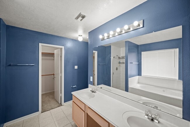 19322 Cactus Rose Dr