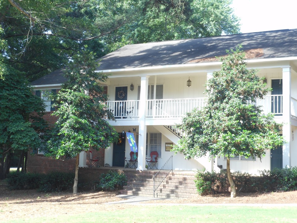 Cove Apartments in Columbus, GA - Building Photo