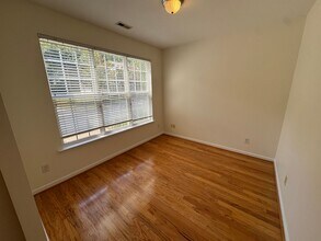 4207 Brenmar Ln in Durham, NC - Building Photo - Building Photo