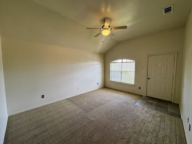 5000 John David Dr in Killeen, TX - Building Photo - Building Photo
