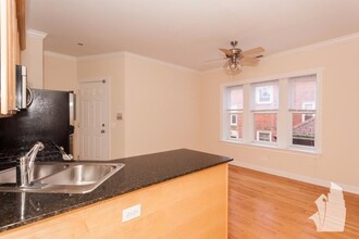 3244 N Clifton Ave, Unit 3246-w1 in Chicago, IL - Foto de edificio - Building Photo