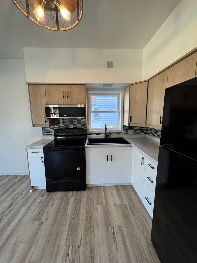 505 Hendricks Ave, Unit 505 Hendricks