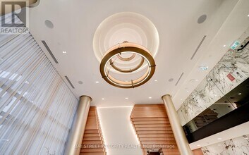 25 Adra Grado Way in Toronto, ON - Building Photo - Building Photo