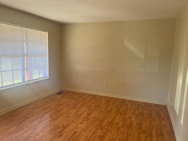 815 Scenic Dr SE in Cleveland, TN - Building Photo - Building Photo