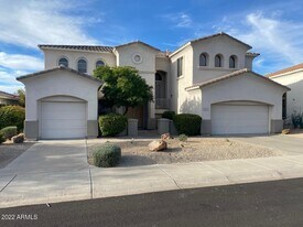 7637 E Calle De Las Brisas in Scottsdale, AZ - Building Photo