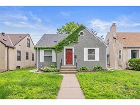 5712 25th Ave S in Minneapolis, MN - Building Photo