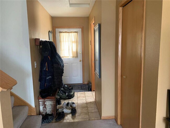 1021 6th Ave NE in Buffalo, MN - Building Photo - Building Photo