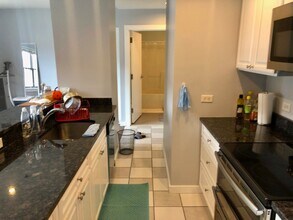 534 Commonwealth Ave, Unit 6C in Boston, MA - Building Photo - Building Photo