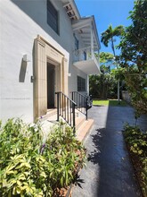 1557 Euclid Ave in Miami Beach, FL - Building Photo - Building Photo
