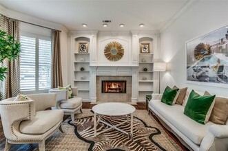 2709 Amherst Ave in Dallas, TX - Building Photo - Building Photo